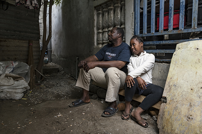 With the help of Secours Catholique (Caritas France), this young girl with Down's syndrome, who had no residence permit and did not attend school, was able to benefit from medical and social care as well as educational support. This support enabled the father, a fisherman, to continue to work and provide for his family. Mayotte - 2021