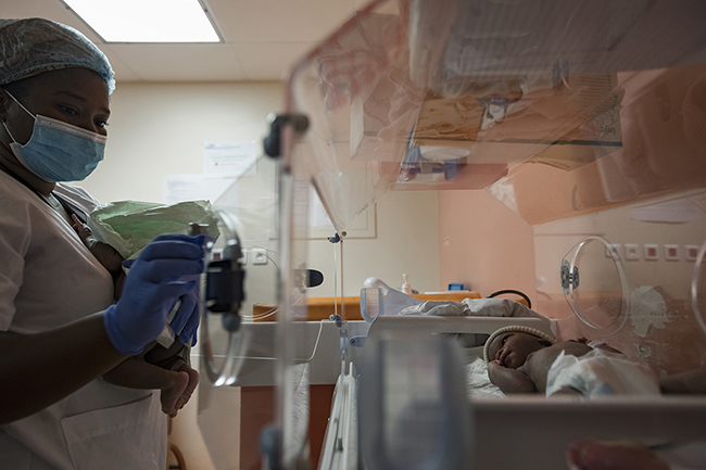 The Centre Hospitalier de Mayotte (CHM) holds the title of France's largest maternity hospital with almost 10,000 births per year. Mayotte - 2021