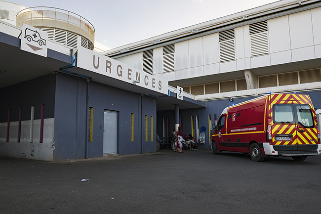 Entrance to the emergency of the Centre Hospitalier de Mayotte (CHM), in Mamoudzou. Mayotte - 2021