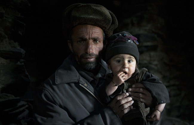 During the seasonal migration, Wakhis live in small rocky houses or inside yurts, depending of the financial resources. Little Pamir - Afghanistan - 2016
